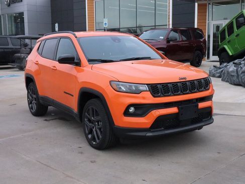New 2026 Jeep Compass Latitude image 1