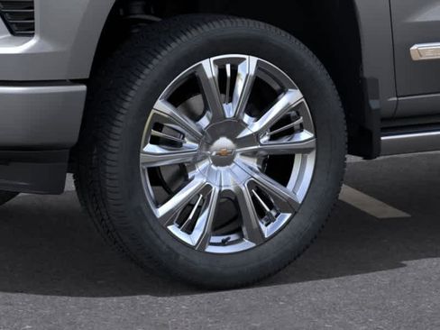 New 2026 Chevrolet Silverado 1500 High Country AWD/4WD image 9
