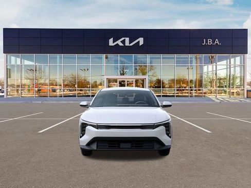 New 2026 Kia K4 FWD image 2
