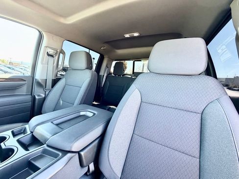 Used 2026 GMC Sierra 1500 SLE w/ Preferred Package image 19
