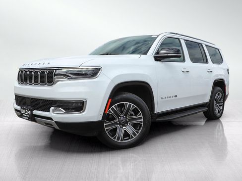 Used 2025 Jeep Wagoneer Series II w/ 8-Passenger Seating Package AWD/4WD image 1