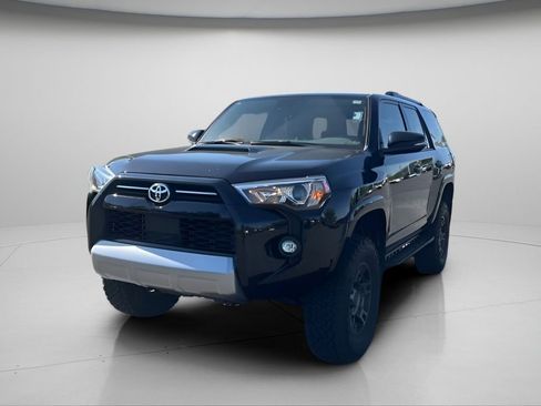 Used 2024 Toyota 4Runner TRD Off-Road Premium w/ Moonroof Package AWD/4WD image 9