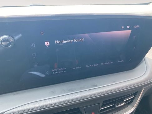 Used 2025 Buick Encore GX Preferred AWD/4WD image 24