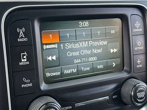 Used 2018 RAM 1500 Classic SLT image 25