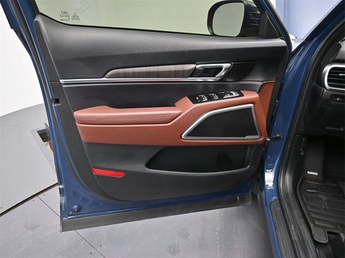 Certified 2023 Kia Telluride EX image 19