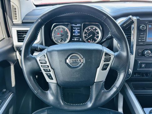 Used 2016 Nissan Titan PRO-4X image 10