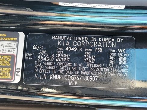 Certified 2025 Kia Sportage LX image 18