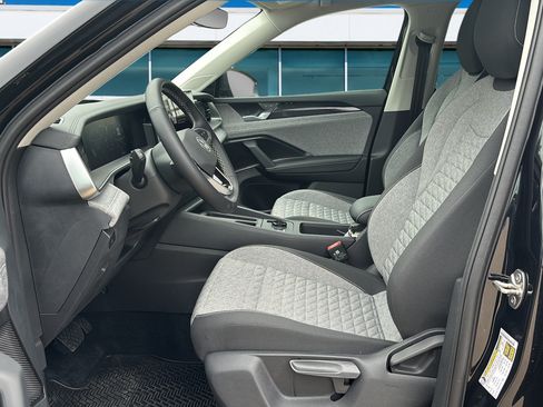 New 2026 Volkswagen Tiguan S AWD/4WD image 24