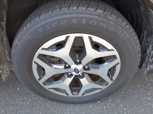 Used 2024 Subaru Forester Premium AWD/4WD image 41