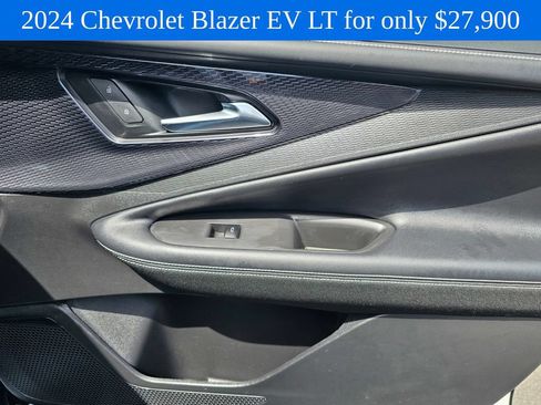 Used 2024 Chevrolet Blazer EV LT AWD/4WD image 10