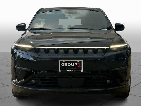 Used 2024 Jeep Wagoneer Launch Edition image 5