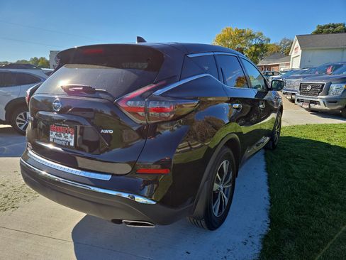 Used 2019 Nissan Murano S image 4