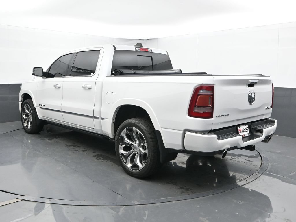 Used 2019 RAM 1500 Limited w/ Body Color Bumper Group AWD/4WD image 10