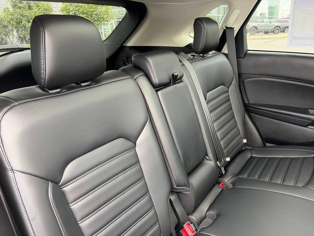 Used 2024 Ford Edge SEL w/ Convenience Package AWD/4WD image 34