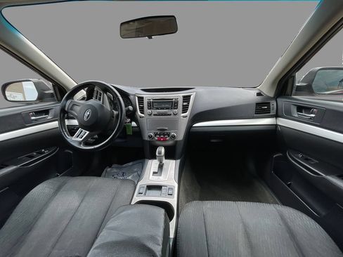 Used 2012 Subaru Outback 2.5i Premium w/ All-Weather Pkg AWD/4WD image 9