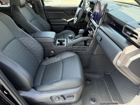 New 2026 Toyota 4Runner TRD Off-Road Premium AWD/4WD image 15