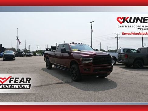 Used 2023 RAM 2500 Laramie AWD/4WD image 1