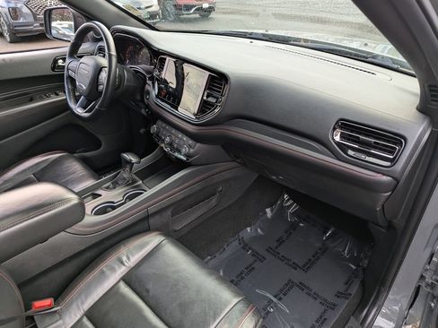 Used 2024 Dodge Durango GT image 40