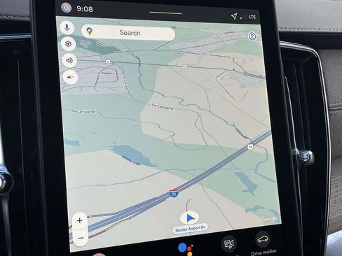 New 2026 Volvo XC90 B6 Plus w/ Protection Package Premier image 18