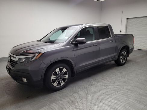 Used 2018 Honda Ridgeline RTL-T image 2