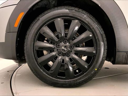 Certified 2024 MINI Cooper Countryman S w/ Signature Upholstery Package image 8