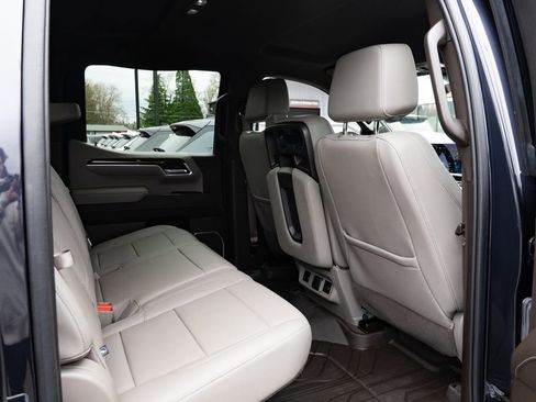 Used 2023 Chevrolet Silverado 1500 LT w/ Safety Package image 24