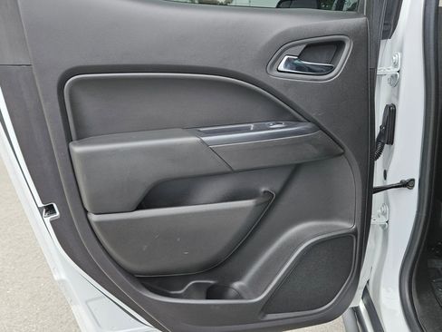 Used 2018 Chevrolet Colorado ZR2 image 21