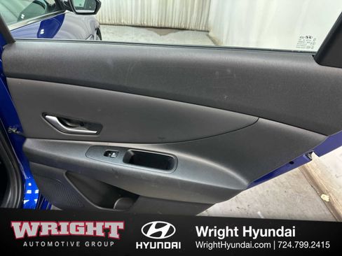 Certified 2025 Hyundai Elantra SEL image 15