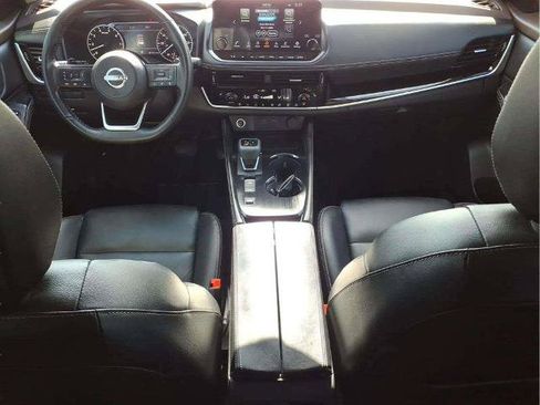 Certified 2023 Nissan Rogue SL w/ SL Premium Package FWD image 10