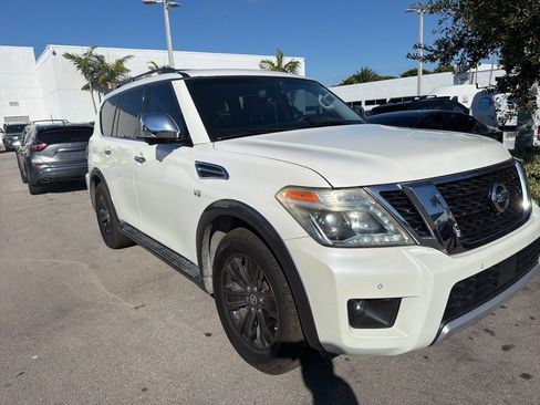 Used 2017 Nissan Armada Platinum image 3