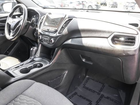 Used 2018 Chevrolet Equinox LT w/ Sun & Infotainment Package FWD image 38