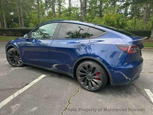 Used 2022 Tesla Model Y Performance AWD/4WD image 4