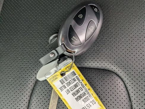 Certified 2026 Hyundai Elantra Limited FWD image 35