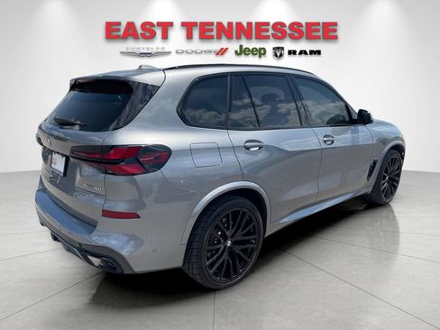 Used 2024 BMW X5 xDrive40i w/ M Sport Package AWD/4WD image 3
