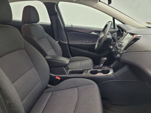 Used 2018 Chevrolet Cruze LT w/ LT Fleet Convenience Package FWD image 21
