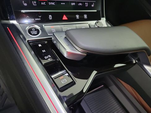 Used 2024 Audi Q8 e-tron Prestige w/ Prestige Package AWD/4WD image 30