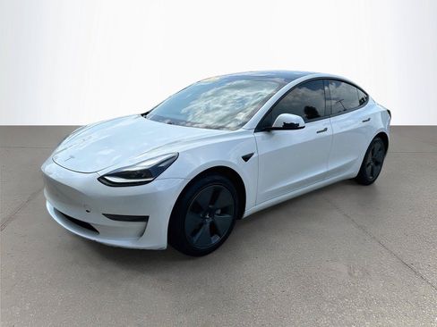Used 2021 Tesla Model 3 Standard Range Plus RWD image 8