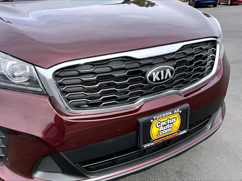 Used 2019 Kia Sorento FWD image 19