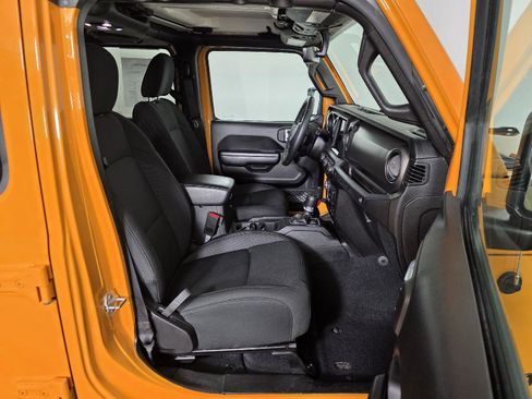 Used 2021 Jeep Wrangler Unlimited Sport image 22