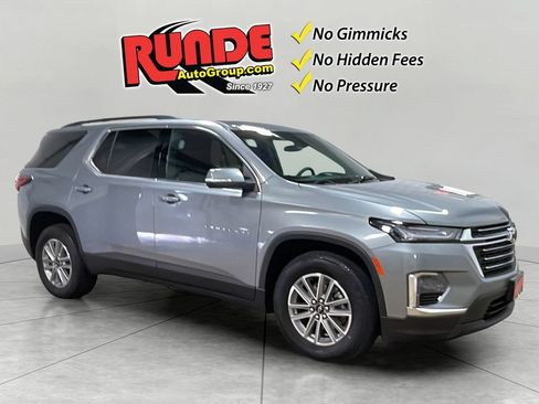 Used 2023 Chevrolet Traverse LT AWD/4WD image 8