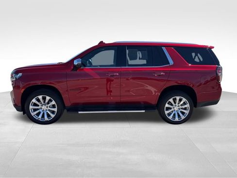 Used 2024 Chevrolet Tahoe Premier AWD/4WD image 3
