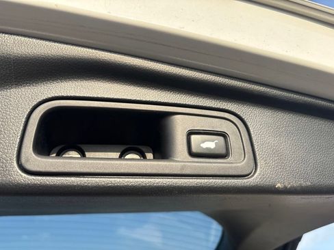 Used 2022 Honda Pilot Elite image 14