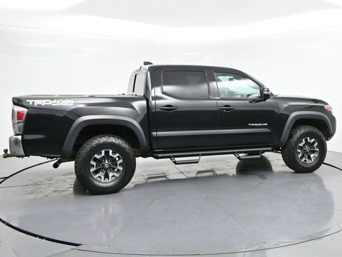 Used 2020 Toyota Tacoma TRD Off-Road AWD/4WD image 8