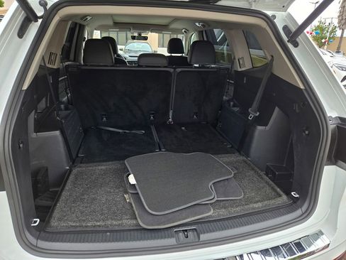Used 2023 Volkswagen Atlas SE AWD/4WD image 26