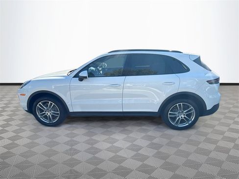 Used 2019 Porsche Cayenne S w/ Premium Plus Package image 5