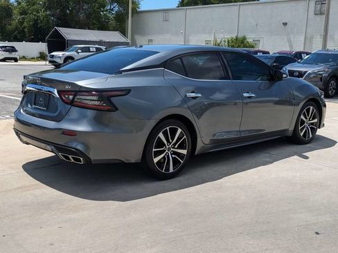 Used 2023 Nissan Maxima SV w/ Floor Mat Group FWD image 6