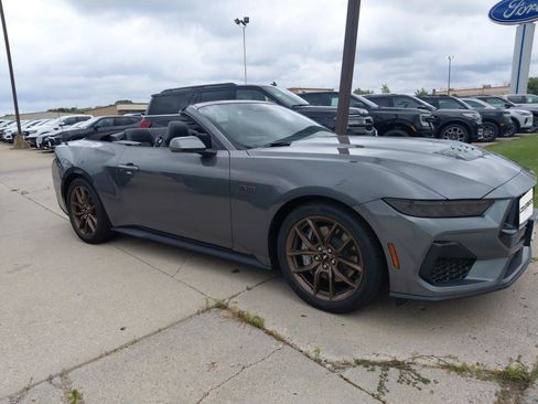 New 2025 Ford Mustang GT Premium image 25
