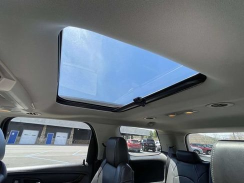 Used 2014 GMC Acadia Denali AWD/4WD image 16