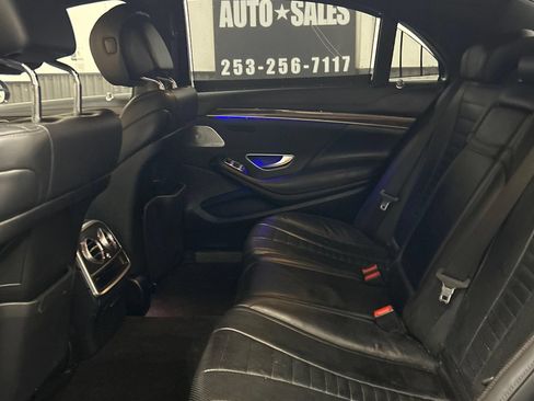 Used 2016 Mercedes-Benz S 550 4MATIC Sedan w/ Premium Package image 10