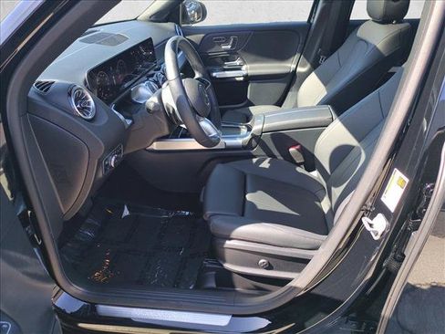 Certified 2025 Mercedes-Benz GLB 250 image 19